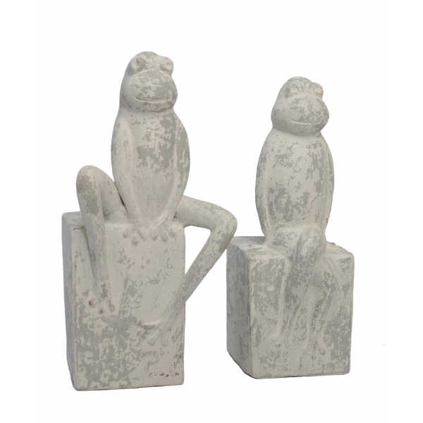 SET OF RANAS [FROGS]
